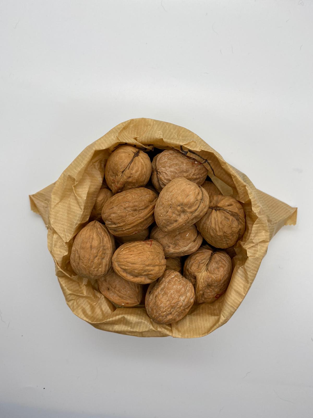 Walnuts (280g of shell on walnuts)